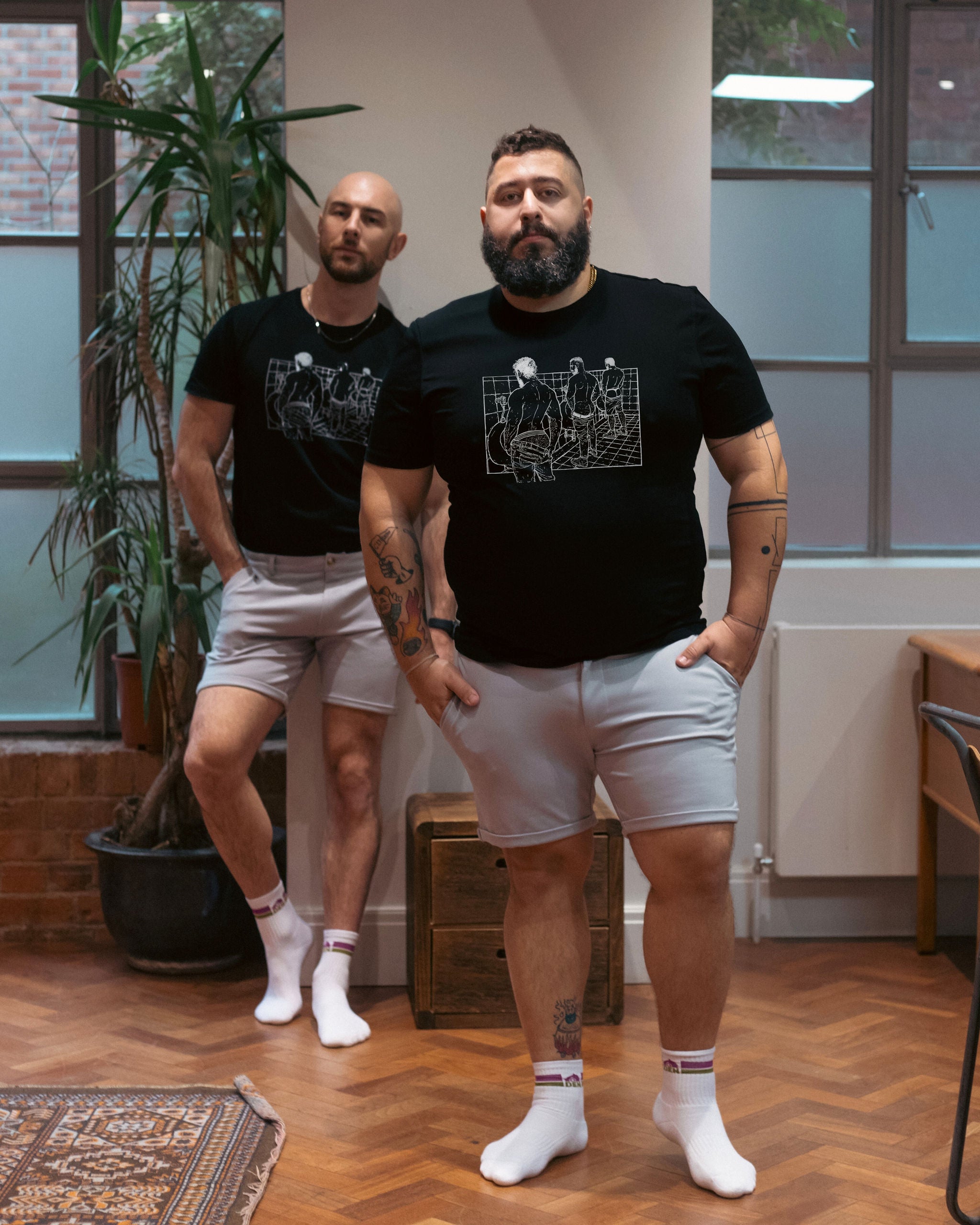 'Gone Cruising' - DEN X LOMAX - Regular Fit Tee - Black – Den Loungewear